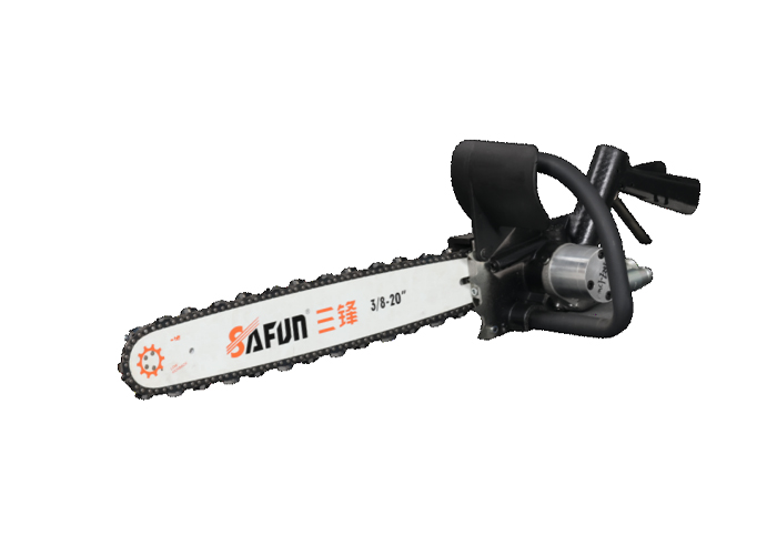 Hydraulic log chainsaw